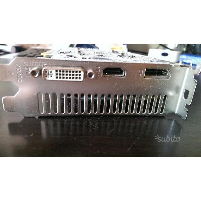 Scheda Video Sapphire AMD ATI HD6770 (1GB -GDDR5)