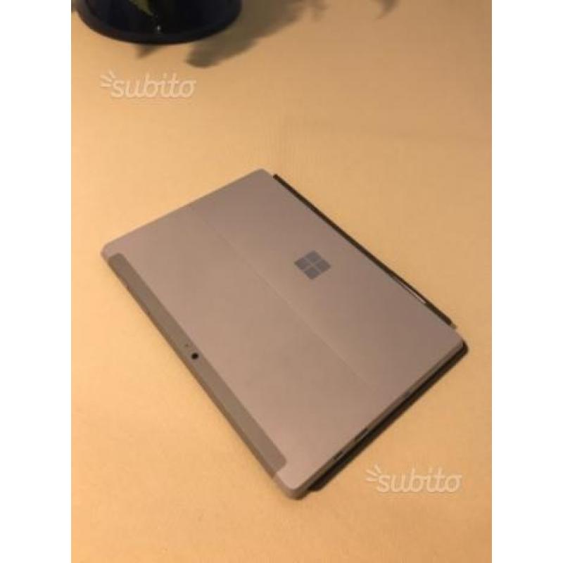 Microsoft Surface 10 pollici COME NUOVO