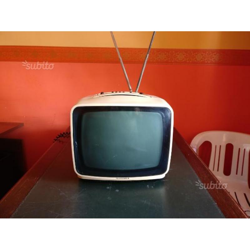 Tv portatile vintage TELEFUNKEN